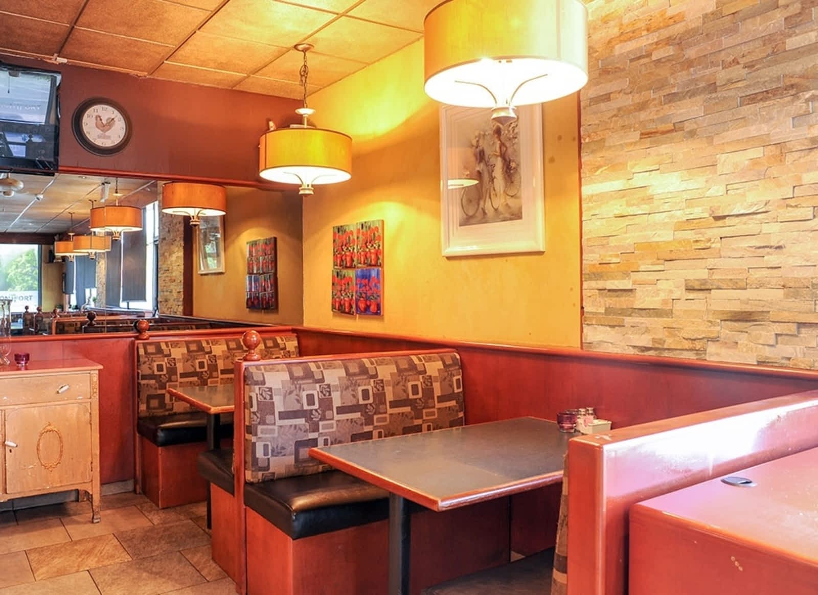 Photo credit: yellowpages.ca