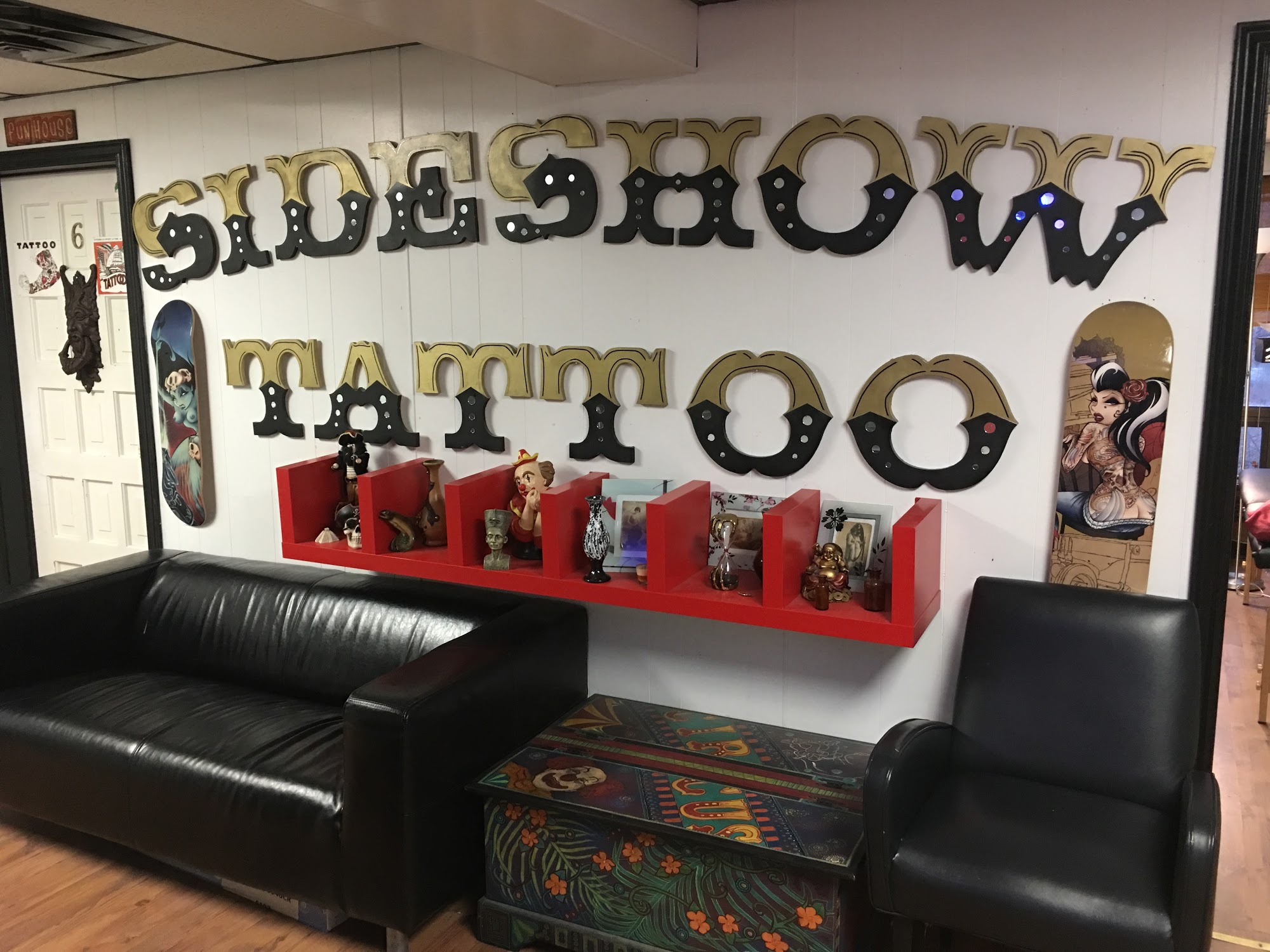 Sideshow Tattoo & Piercings