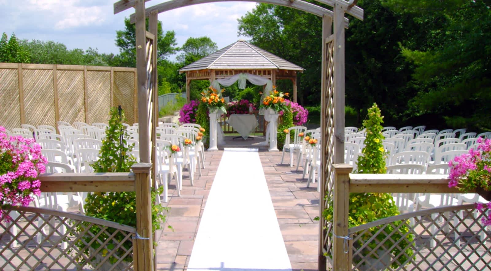 Photo credit: yellowpages.ca