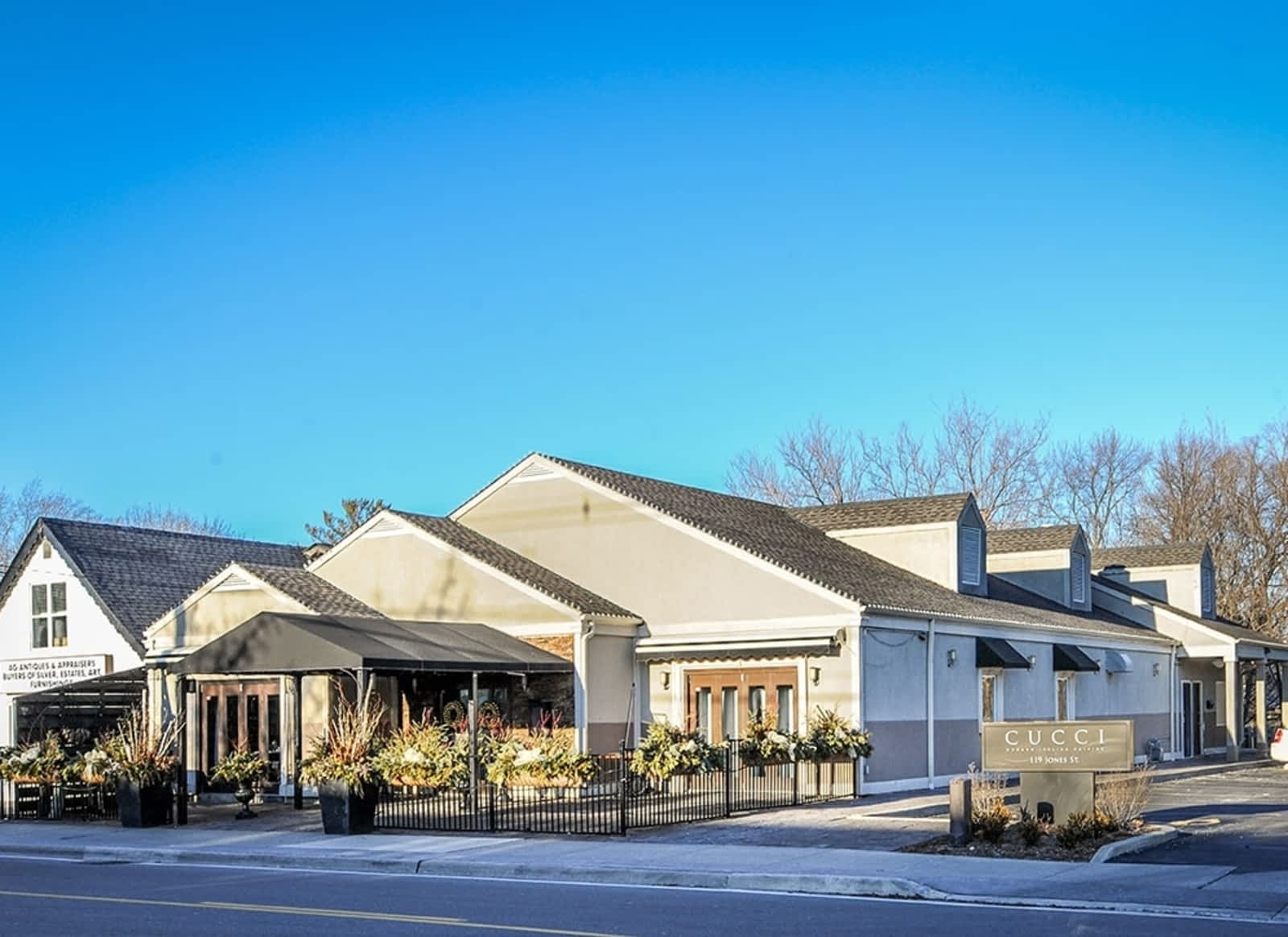 Photo credit: yellowpages.ca