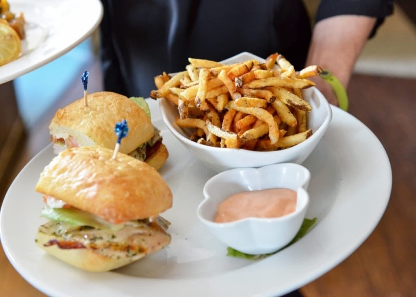 Photo credit: yellowpages.ca