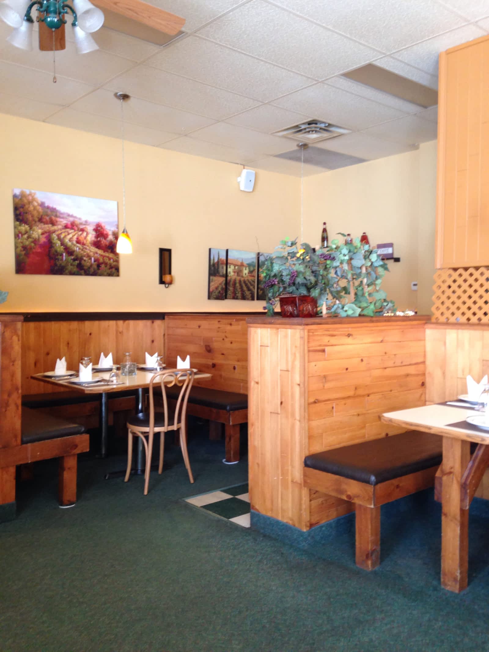 Photo credit: yellowpages.ca