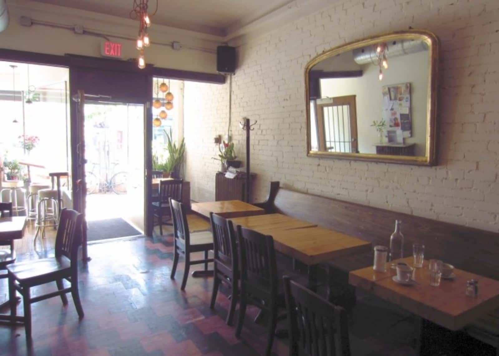 Photo credit: yellowpages.ca