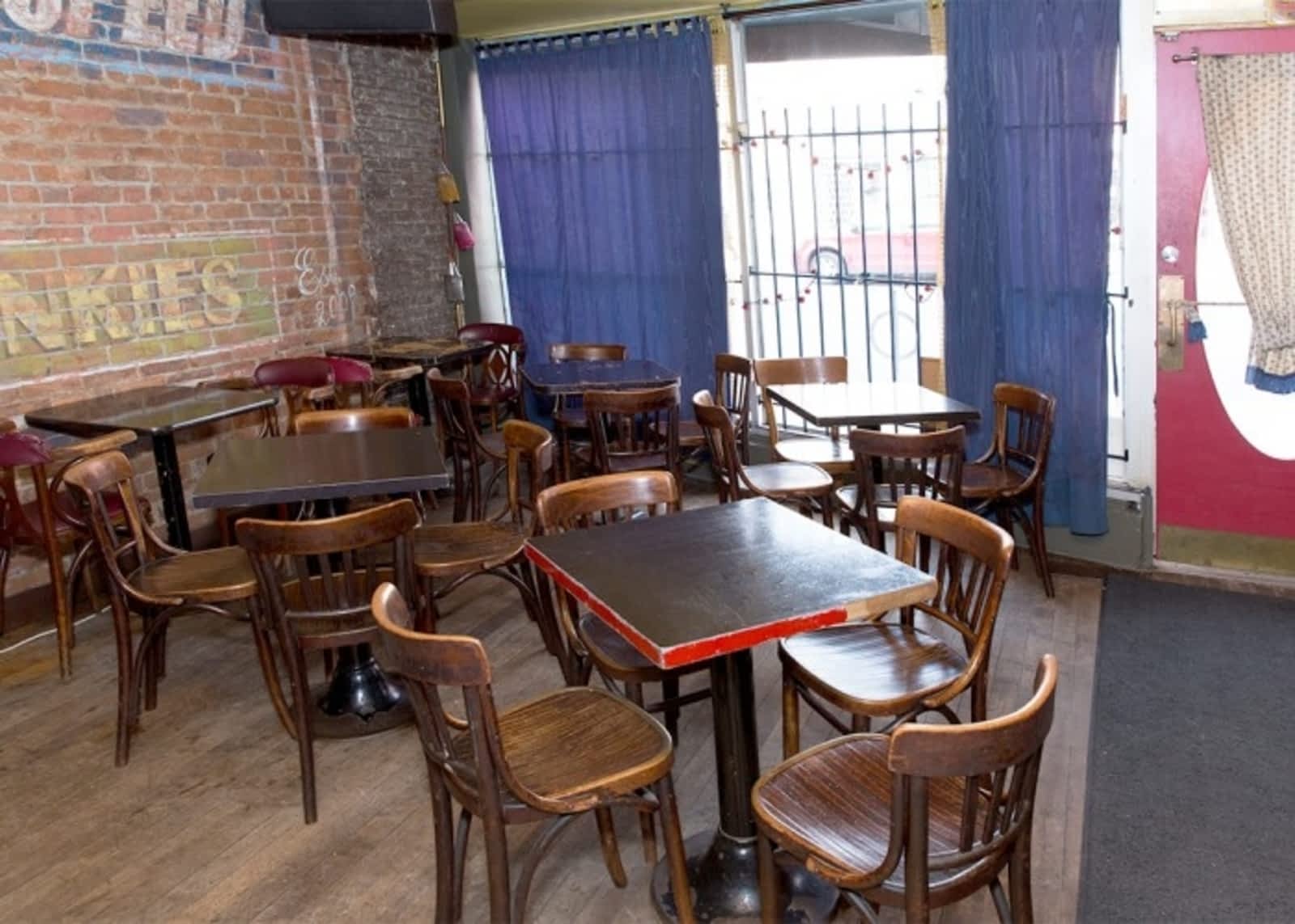 Photo credit: yellowpages.ca