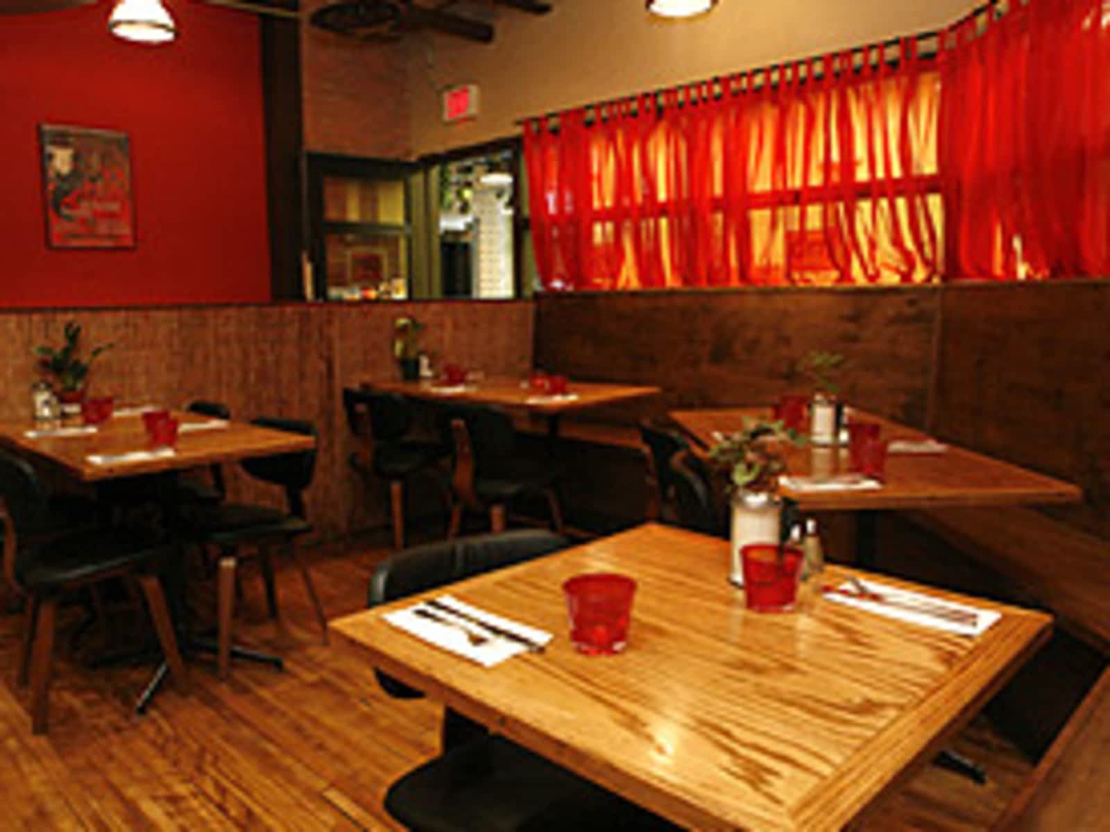 Photo credit: yellowpages.ca