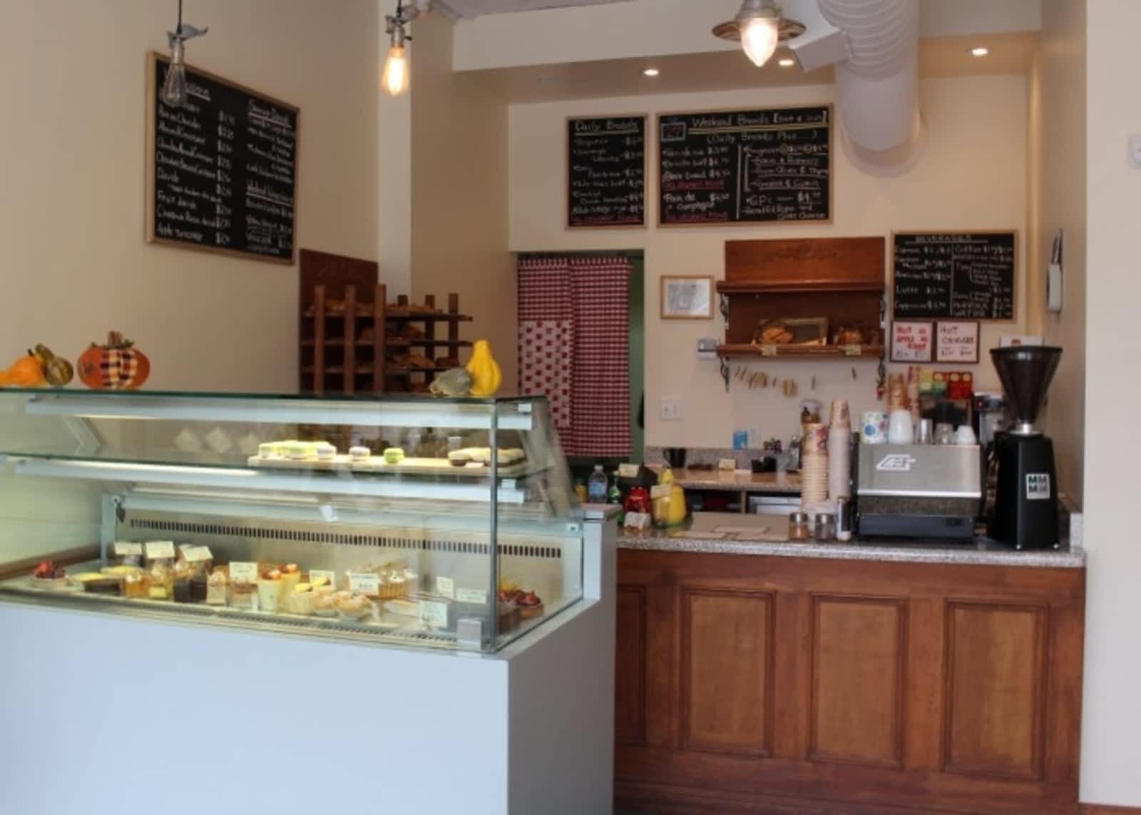 Photo credit: yellowpages.ca