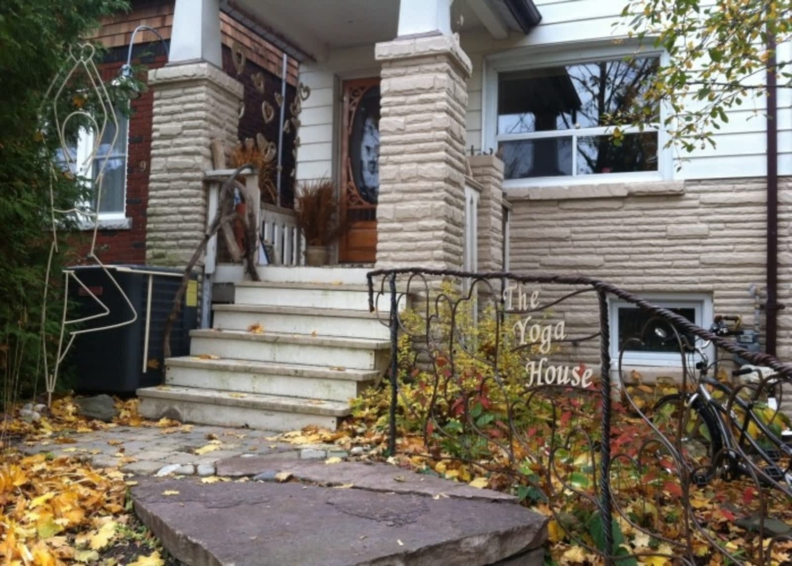Photo credit: yellowpages.ca