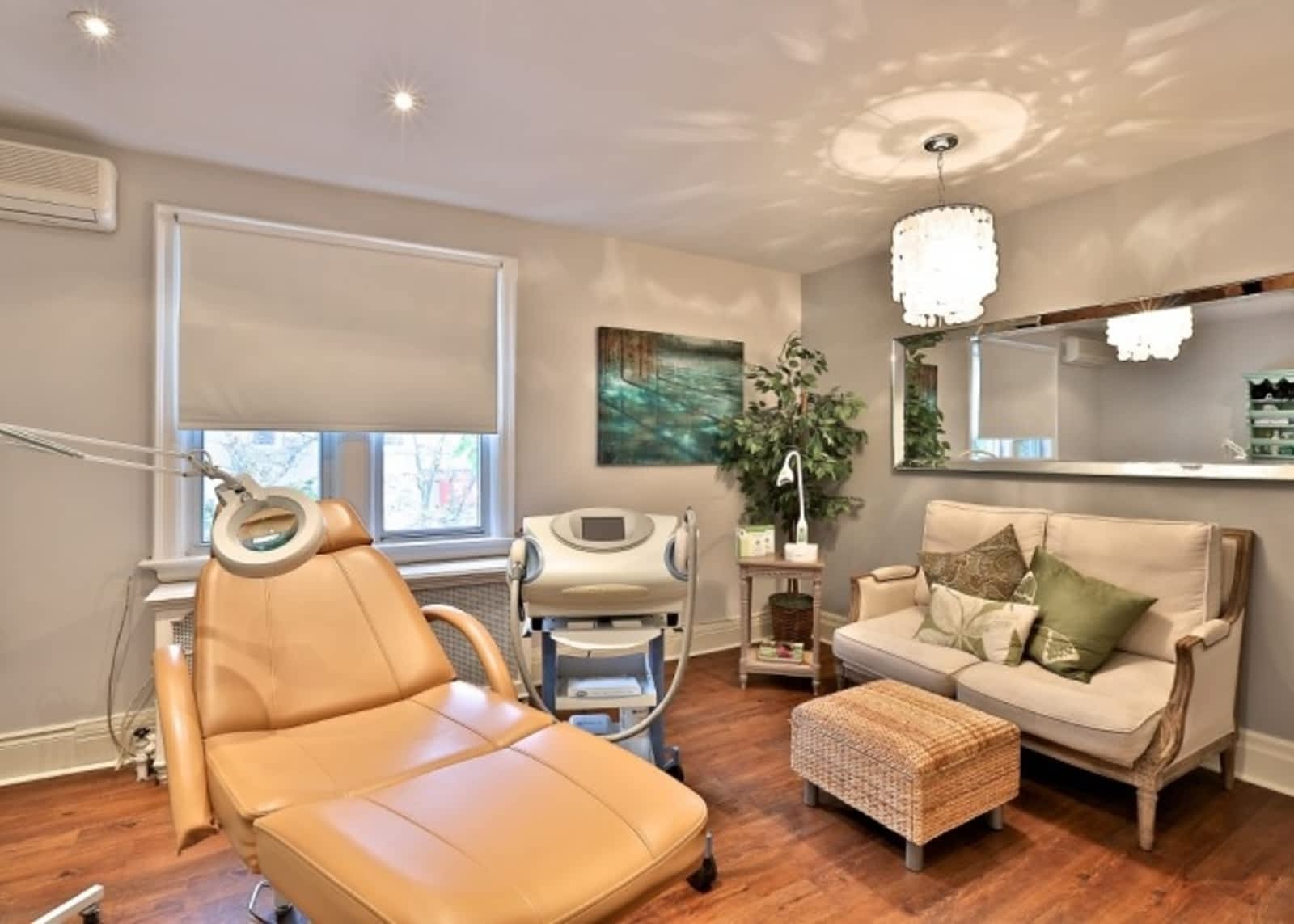 Photo credit: yellowpages.ca