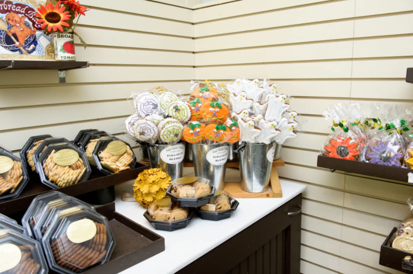 Photo credit: yellowpages.ca