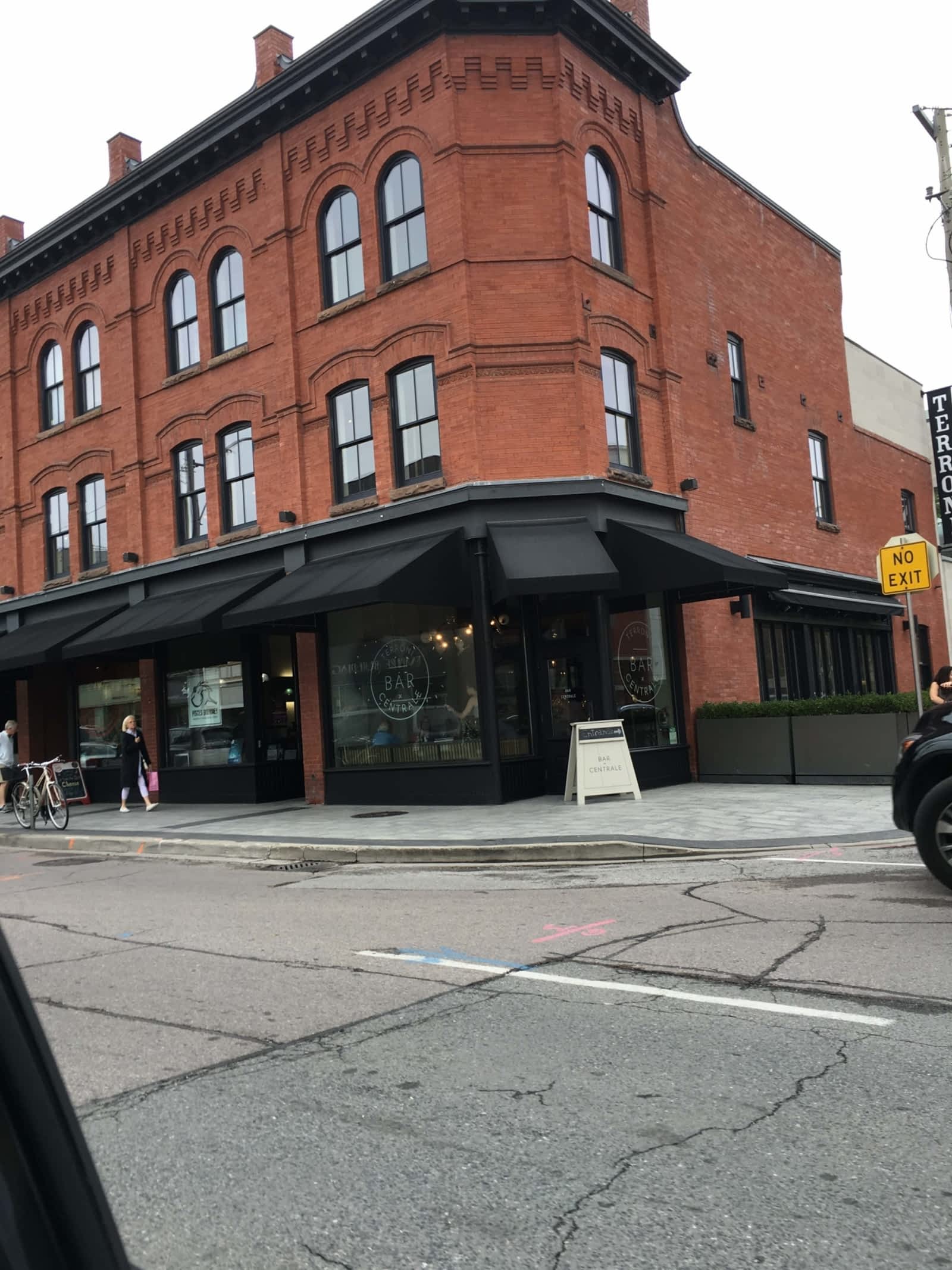Photo credit: yellowpages.ca
