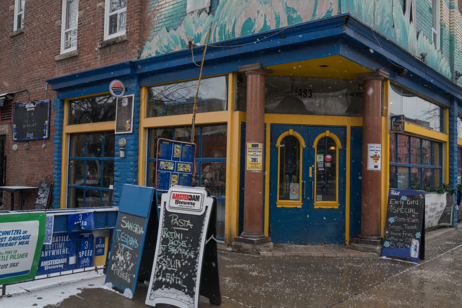 Photo credit: yellowpages.ca