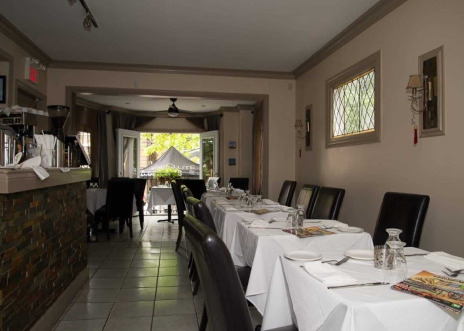 Photo credit: yellowpages.ca