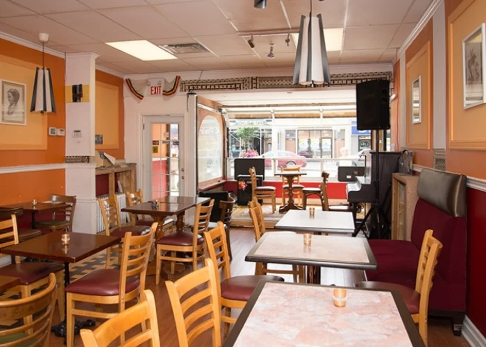 Photo credit: yellowpages.ca