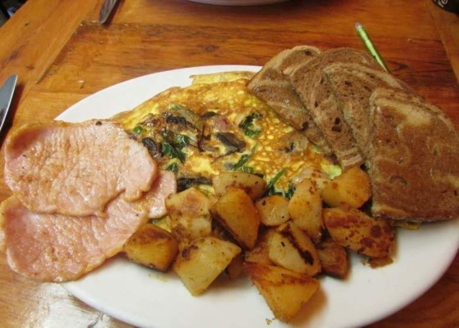 Photo credit: yellowpages.ca
