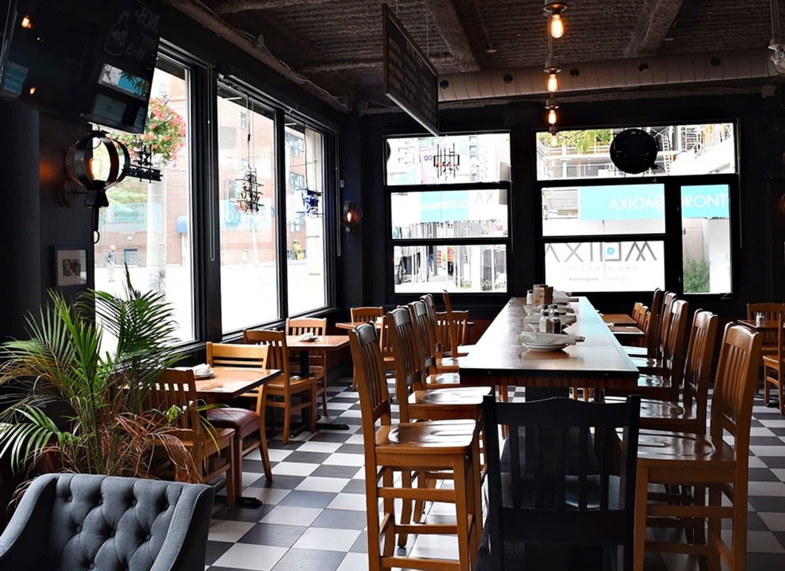 Photo credit: yellowpages.ca