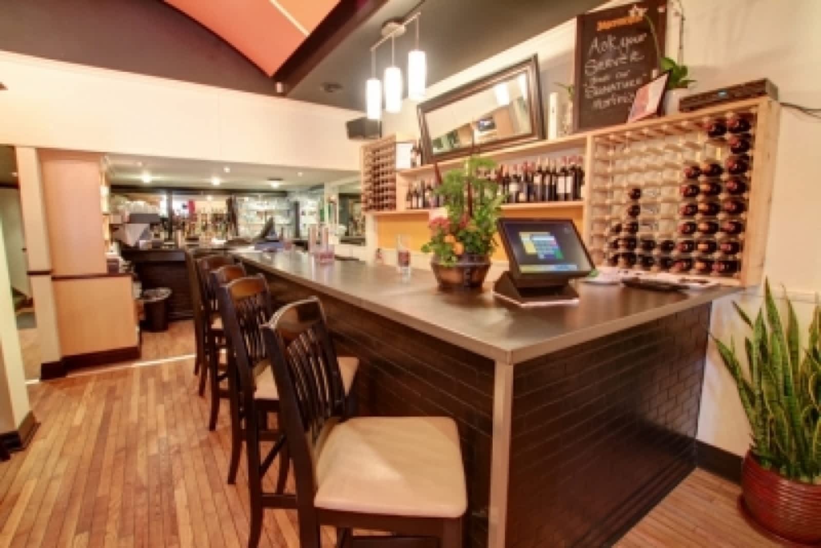 Photo credit: yellowpages.ca