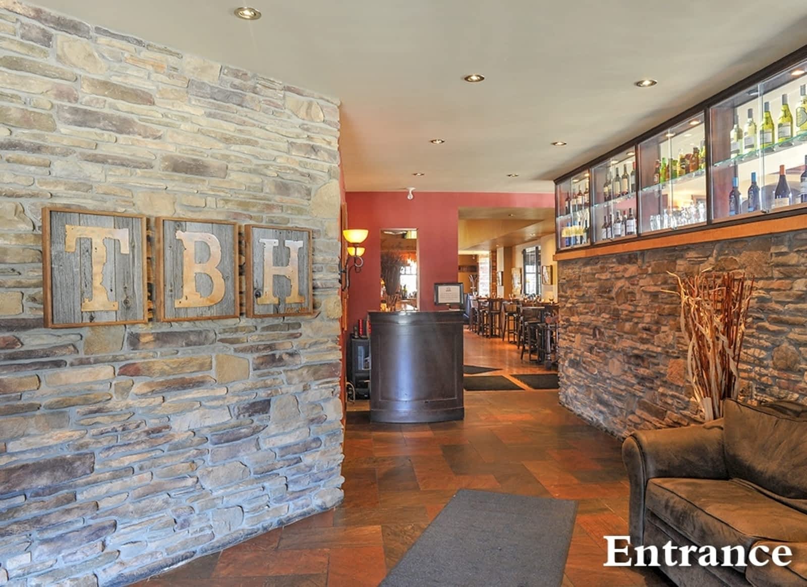 Photo credit: yellowpages.ca