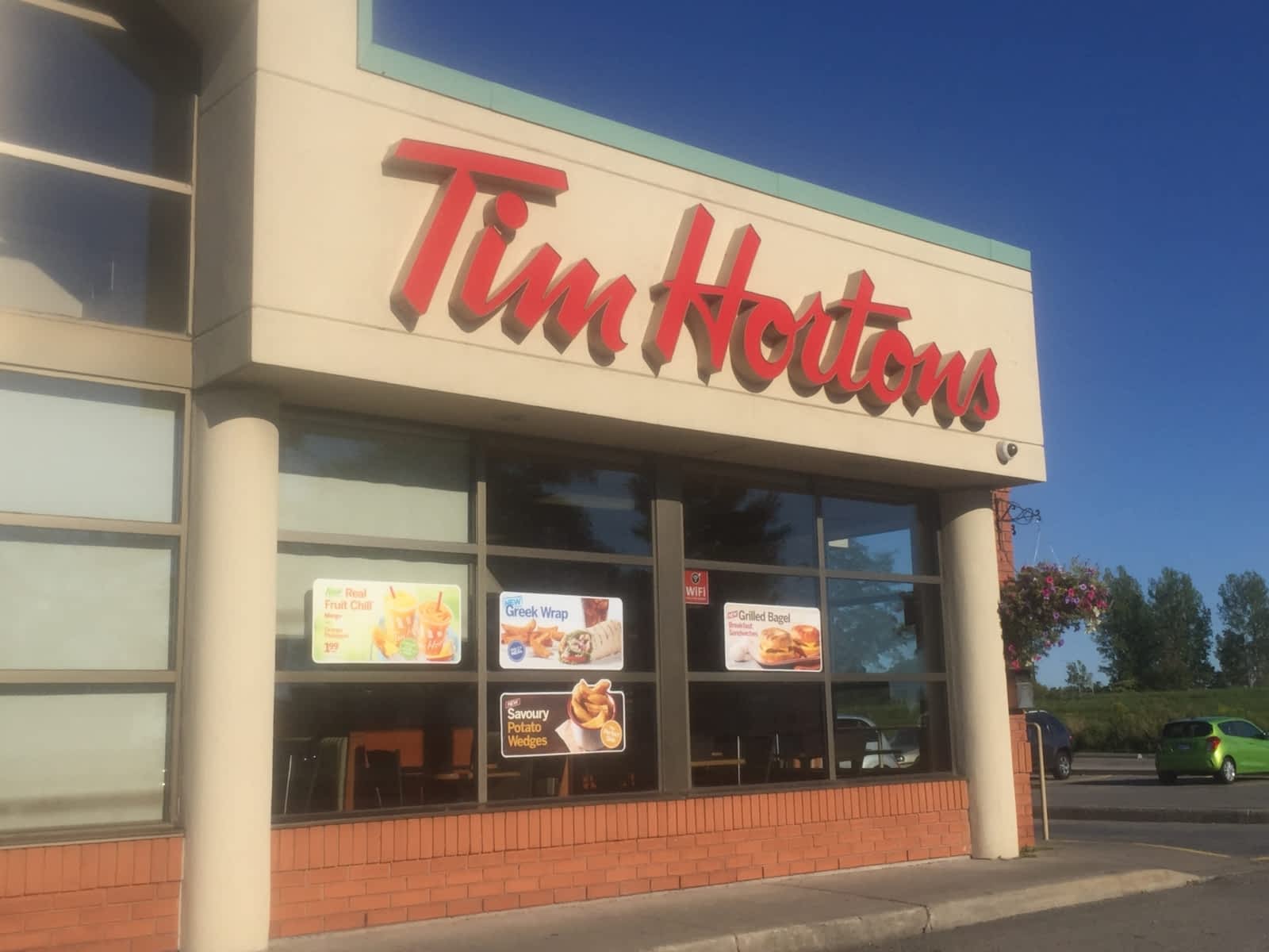 Photo credit: yellowpages.ca