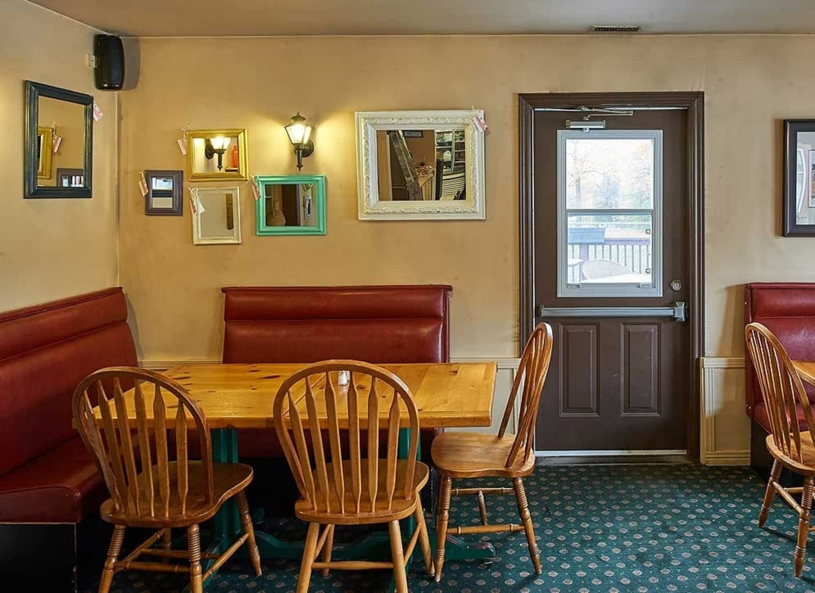 Photo credit: yellowpages.ca