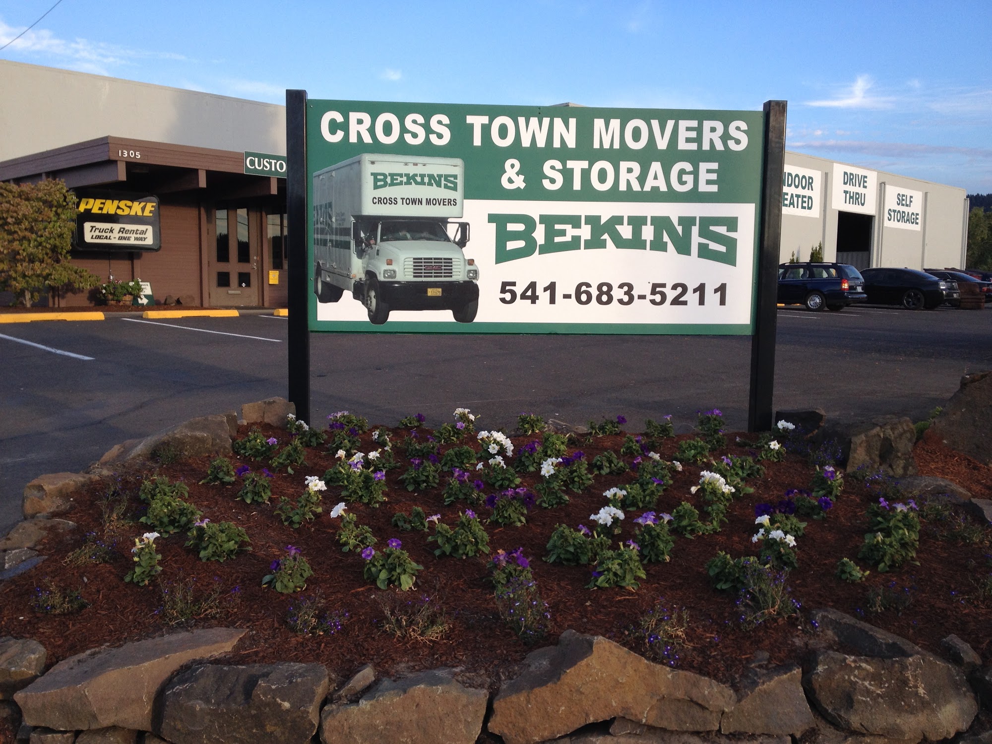 Cross Town Movers / Bekins Van Lines - Eugene