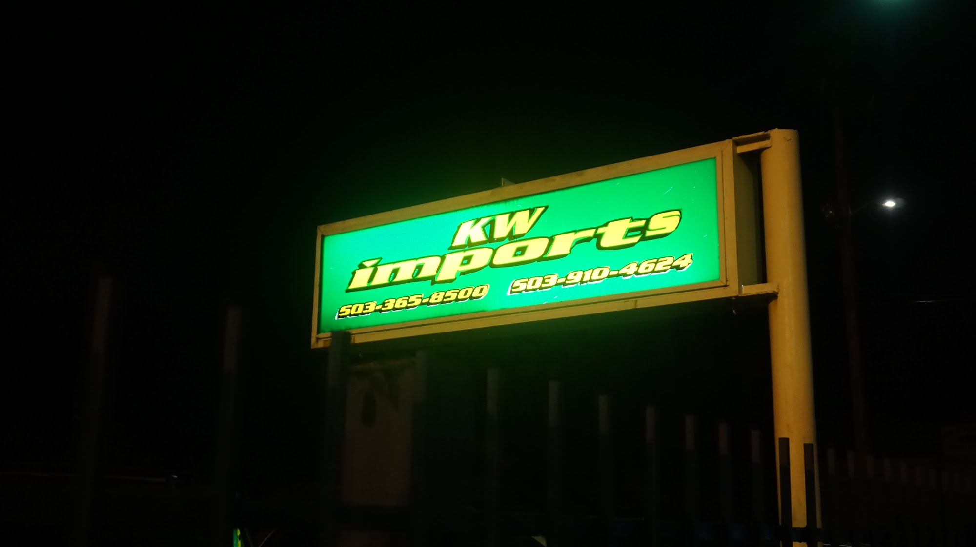 K W Imports