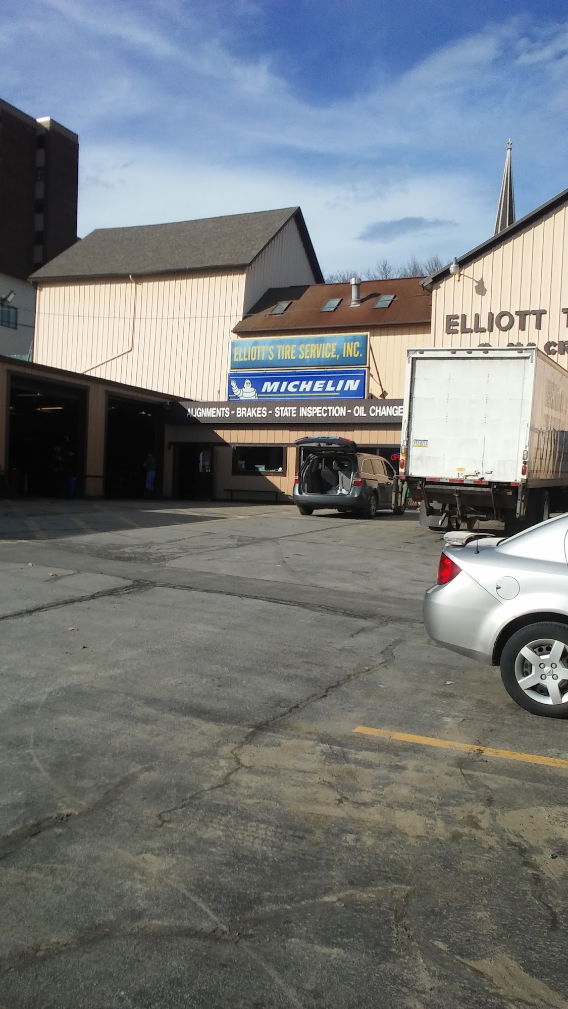 Elliott's Tire Service