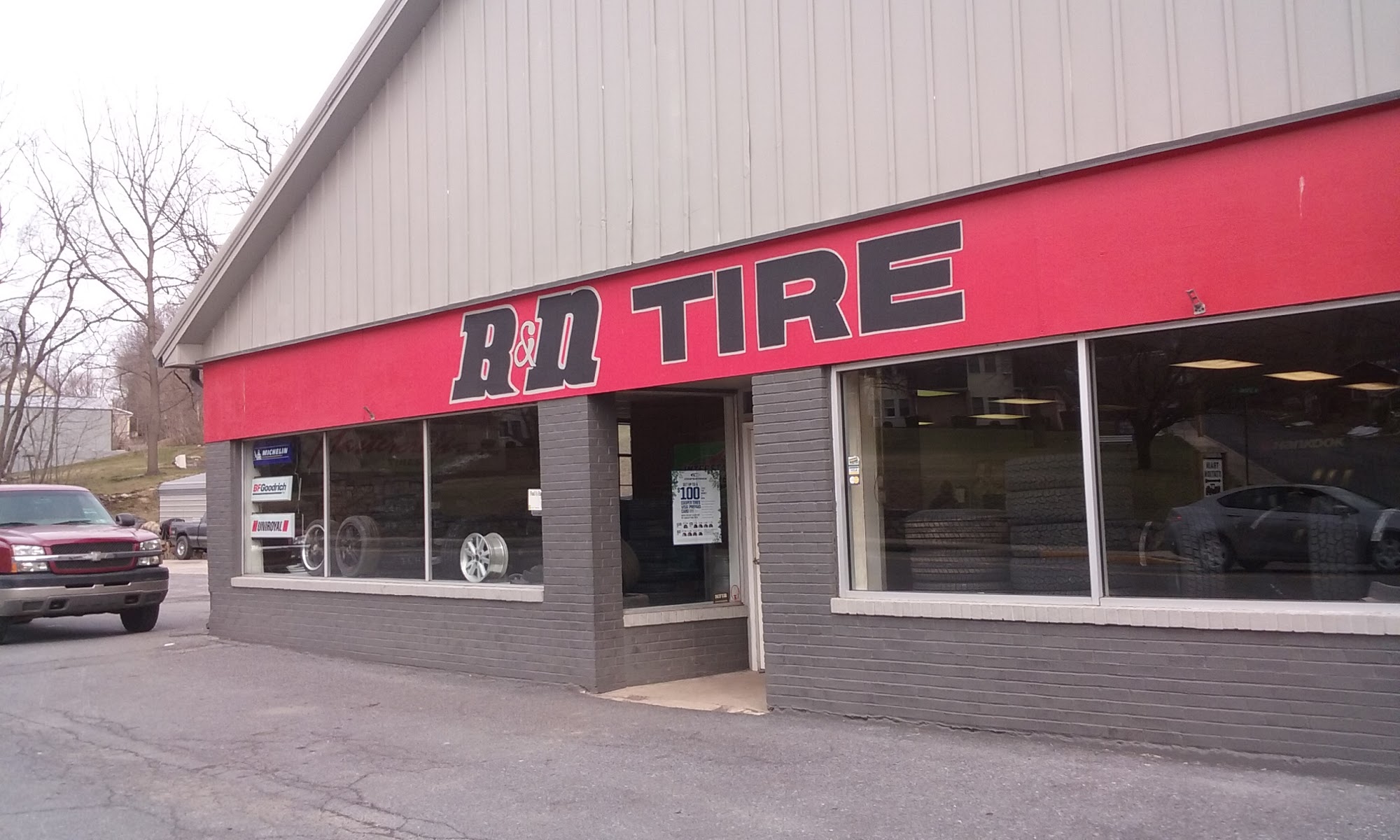 R & N Tires