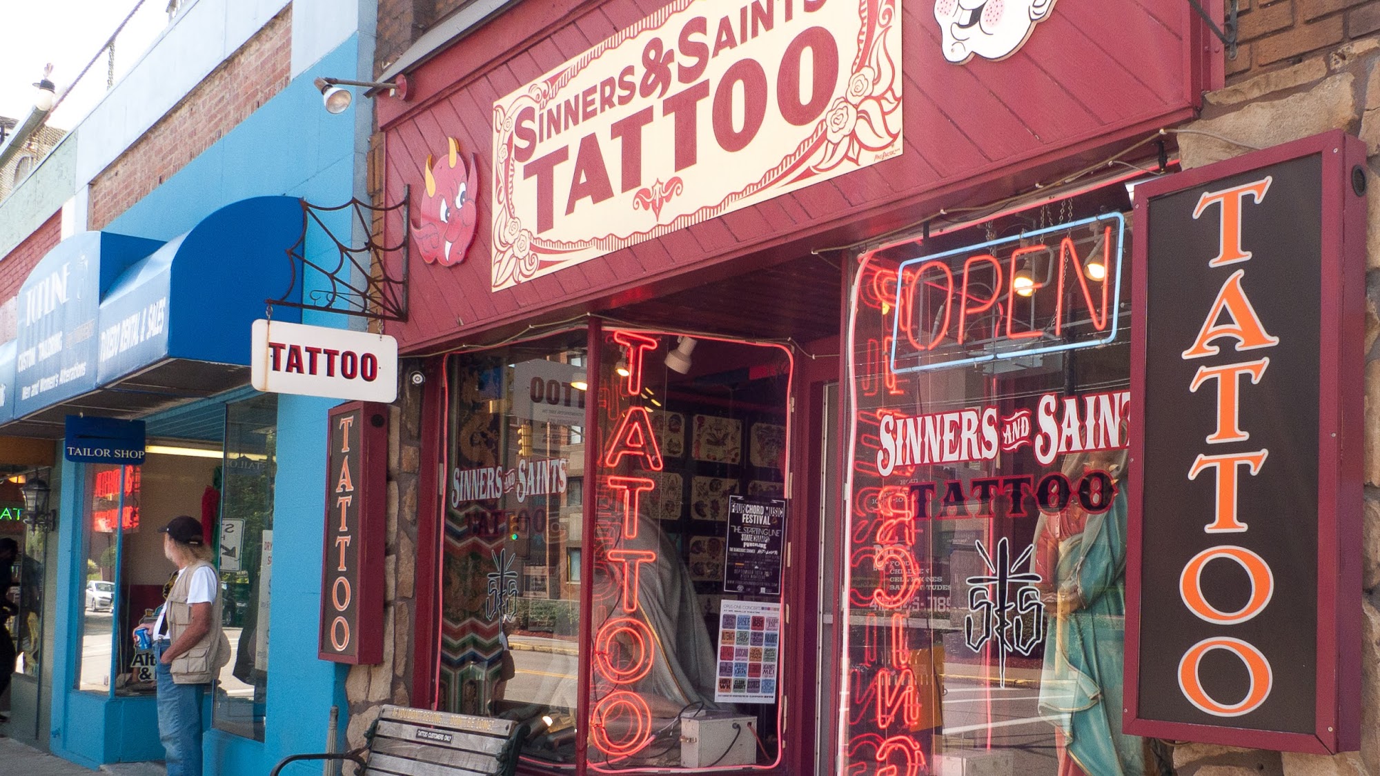 Sinners & Saints - Tattoo Shop