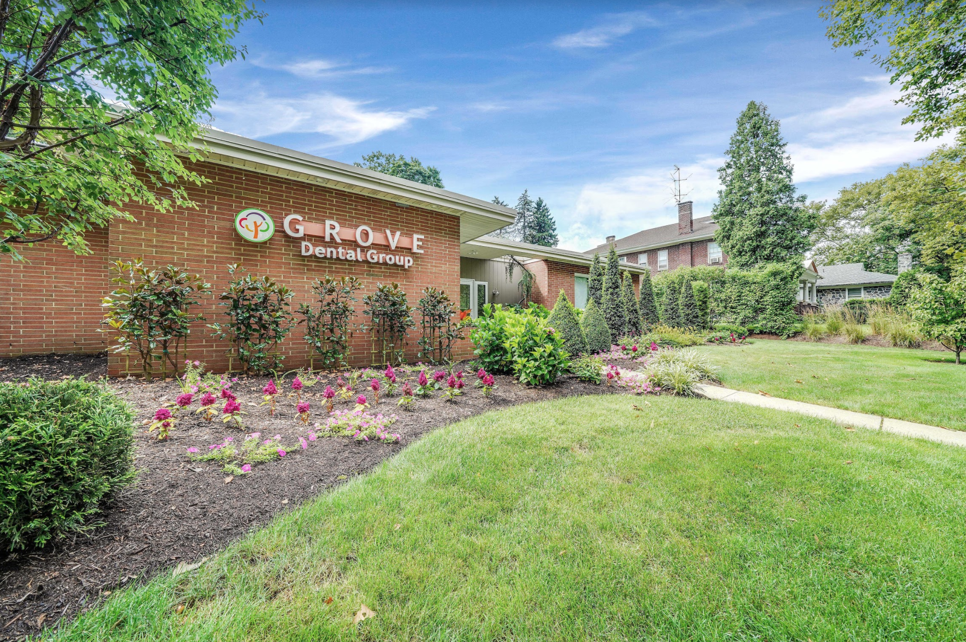 Grove Dental Group – On the Avenue