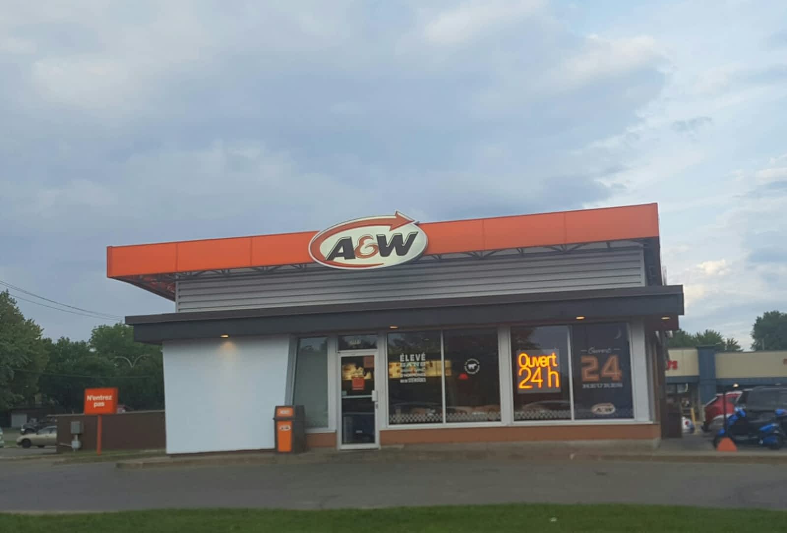 Photo credit: yellowpages.ca