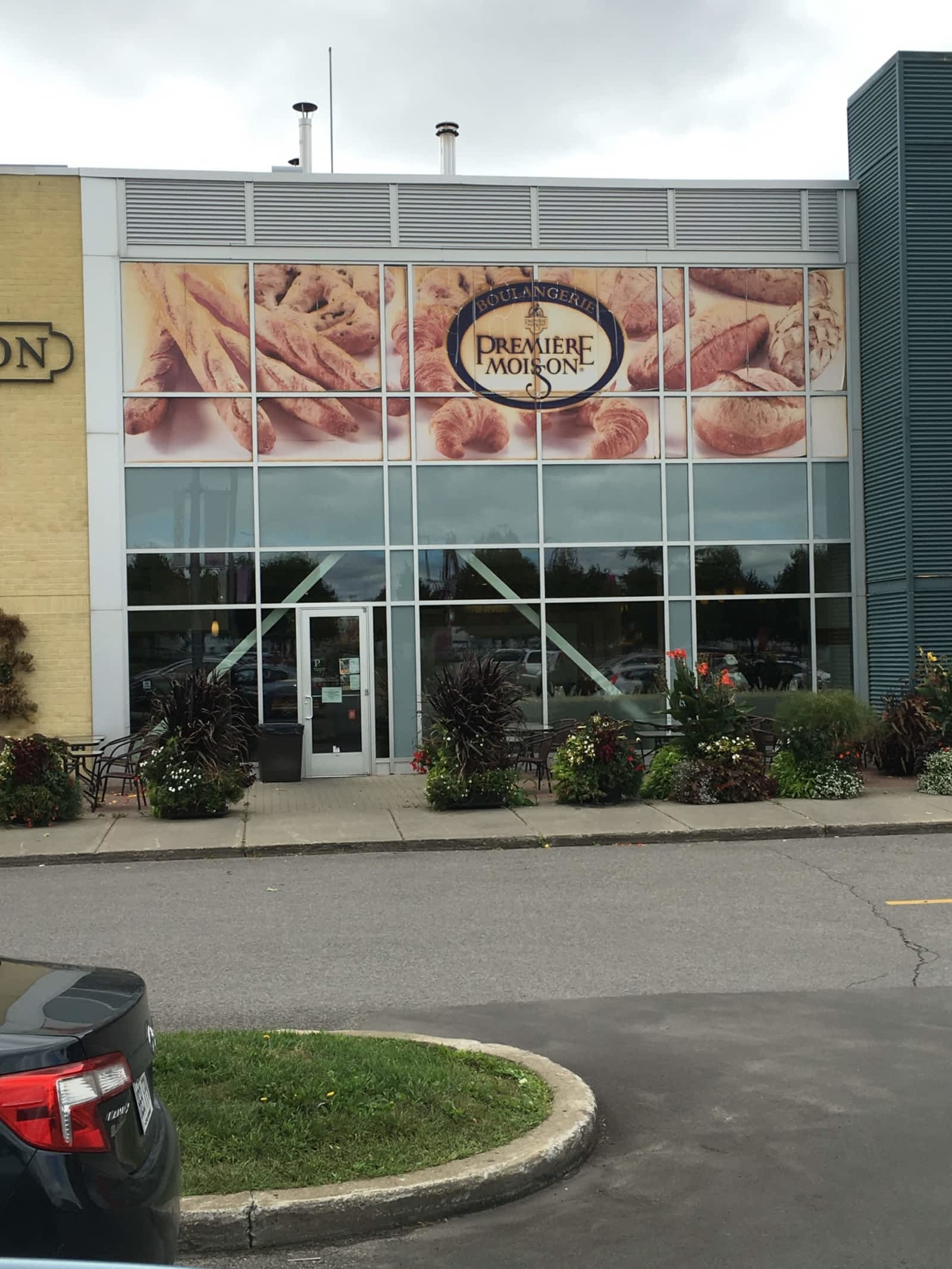 Photo credit: yellowpages.ca