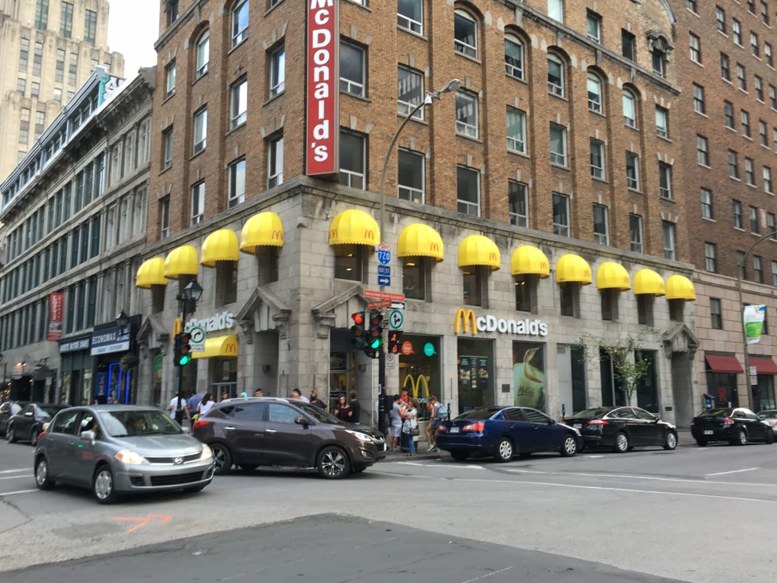 Photo credit: yellowpages.ca
