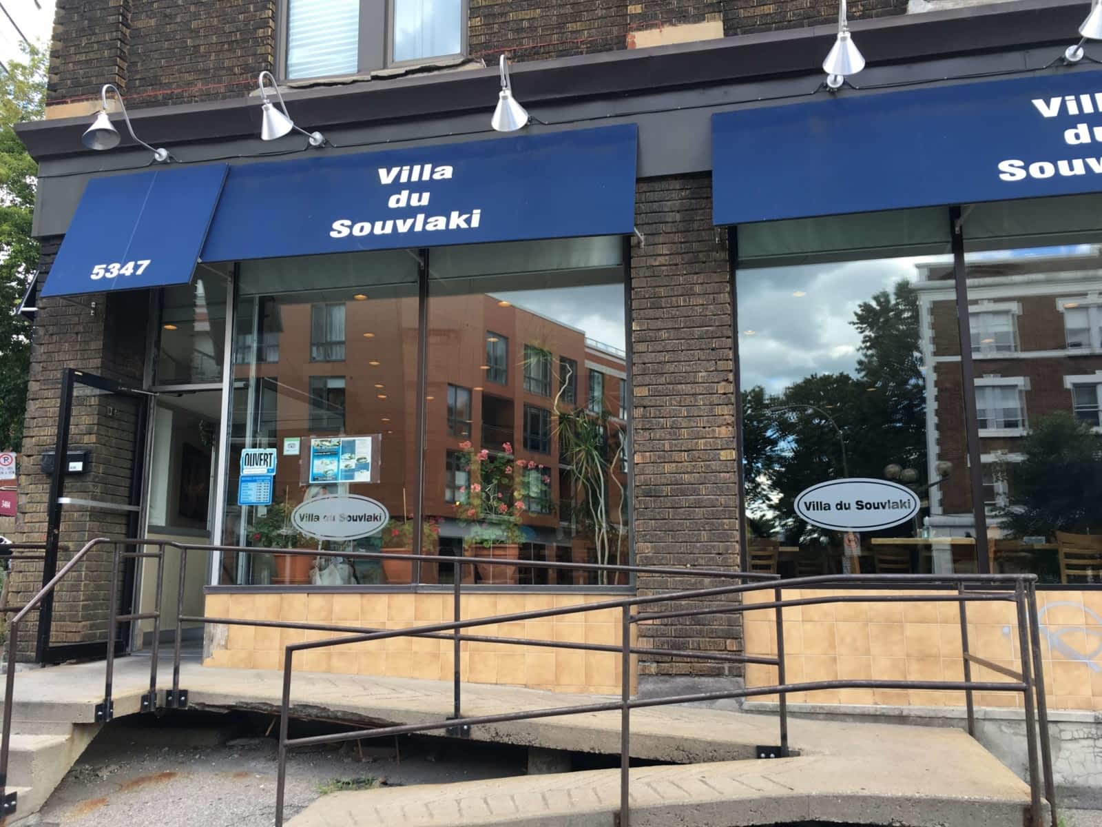 Photo credit: yellowpages.ca