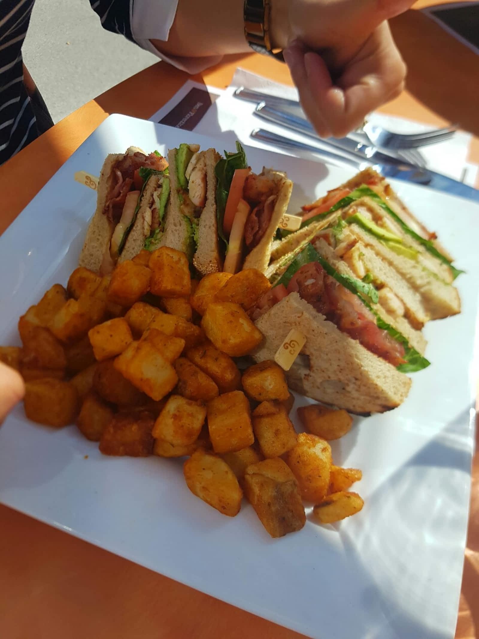 Photo credit: yellowpages.ca