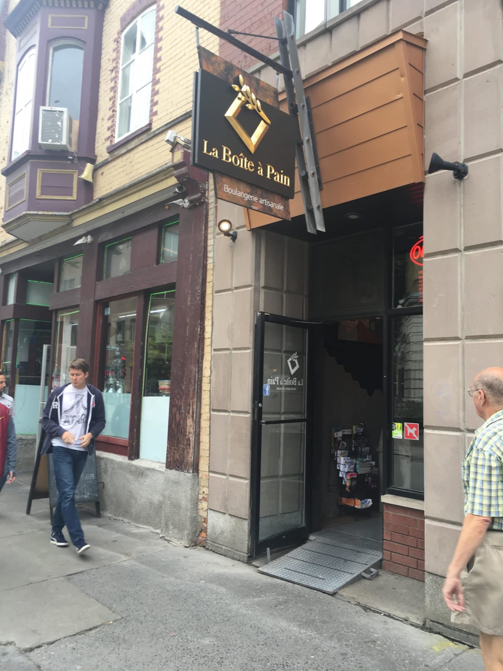 Photo credit: yellowpages.ca