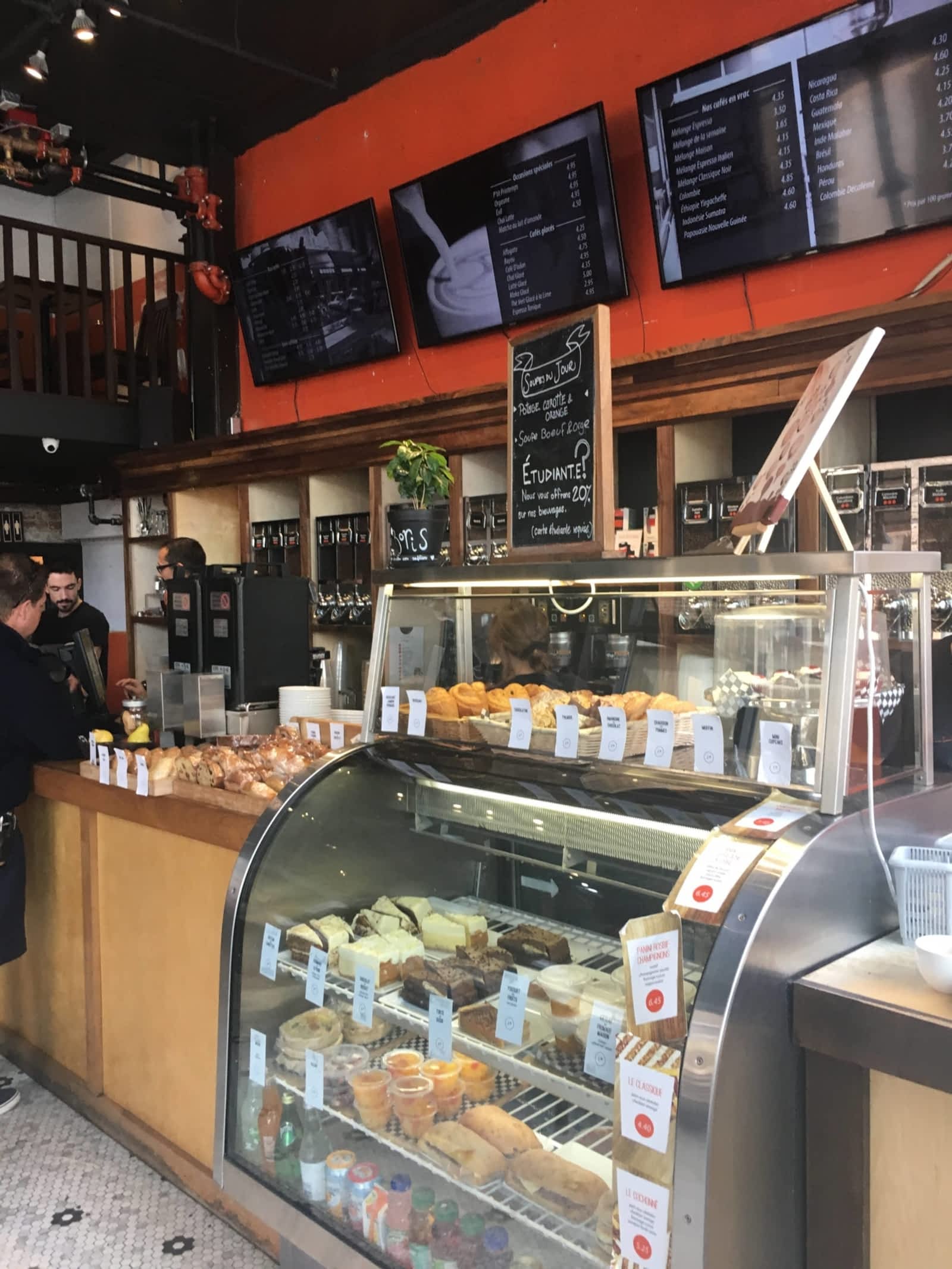 Photo credit: yellowpages.ca