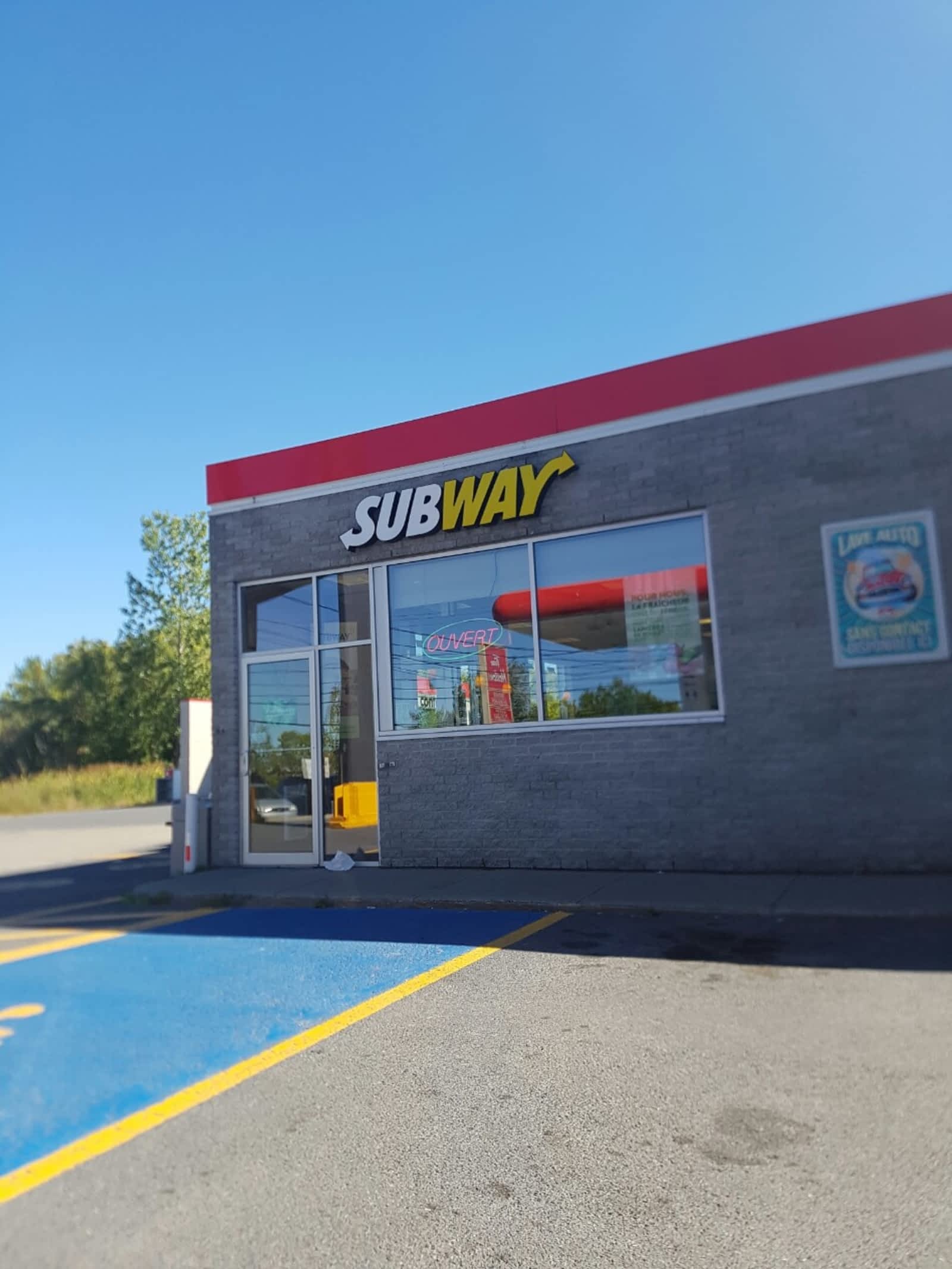 Photo credit: yellowpages.ca