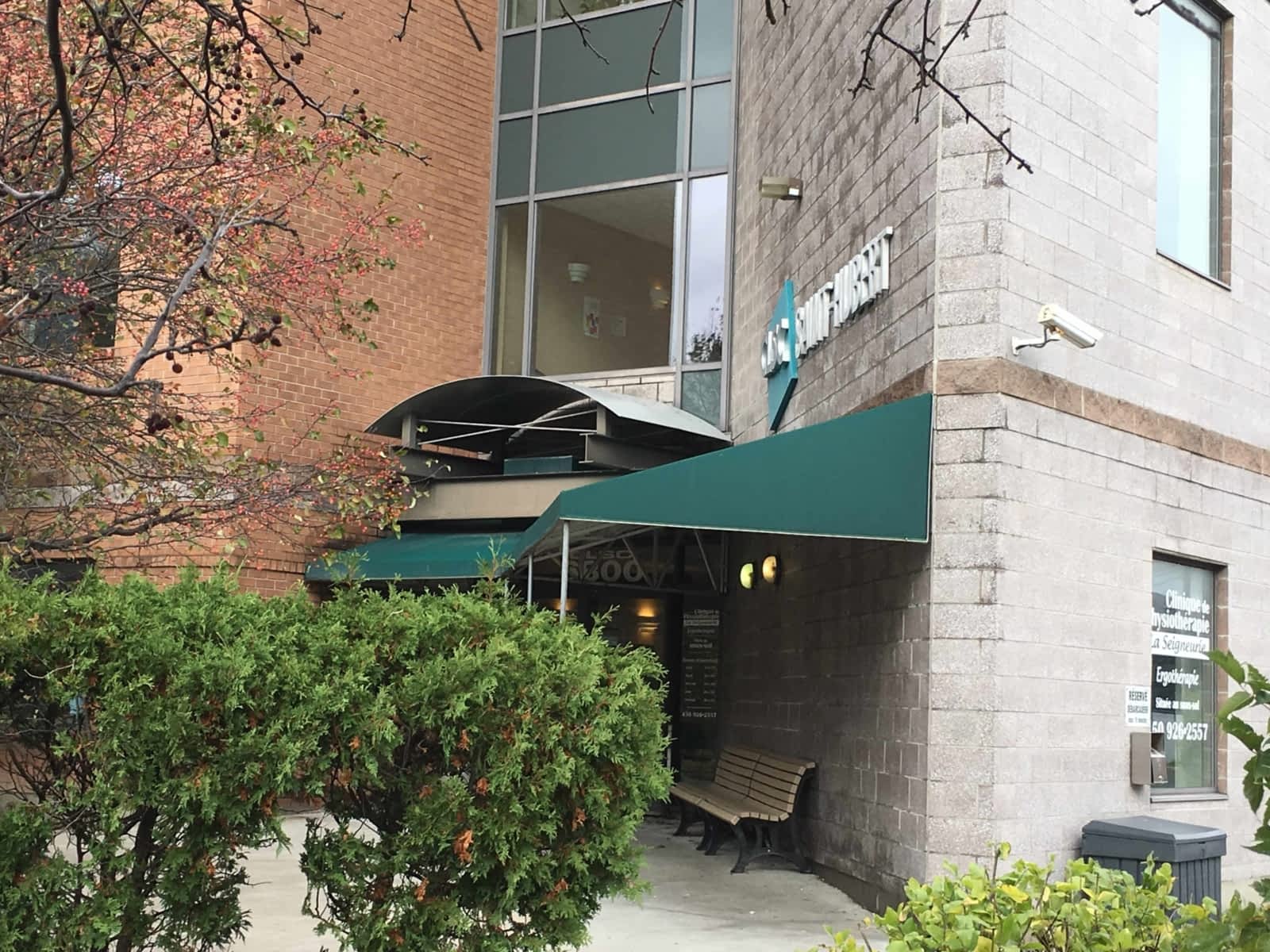 Photo credit: yellowpages.ca