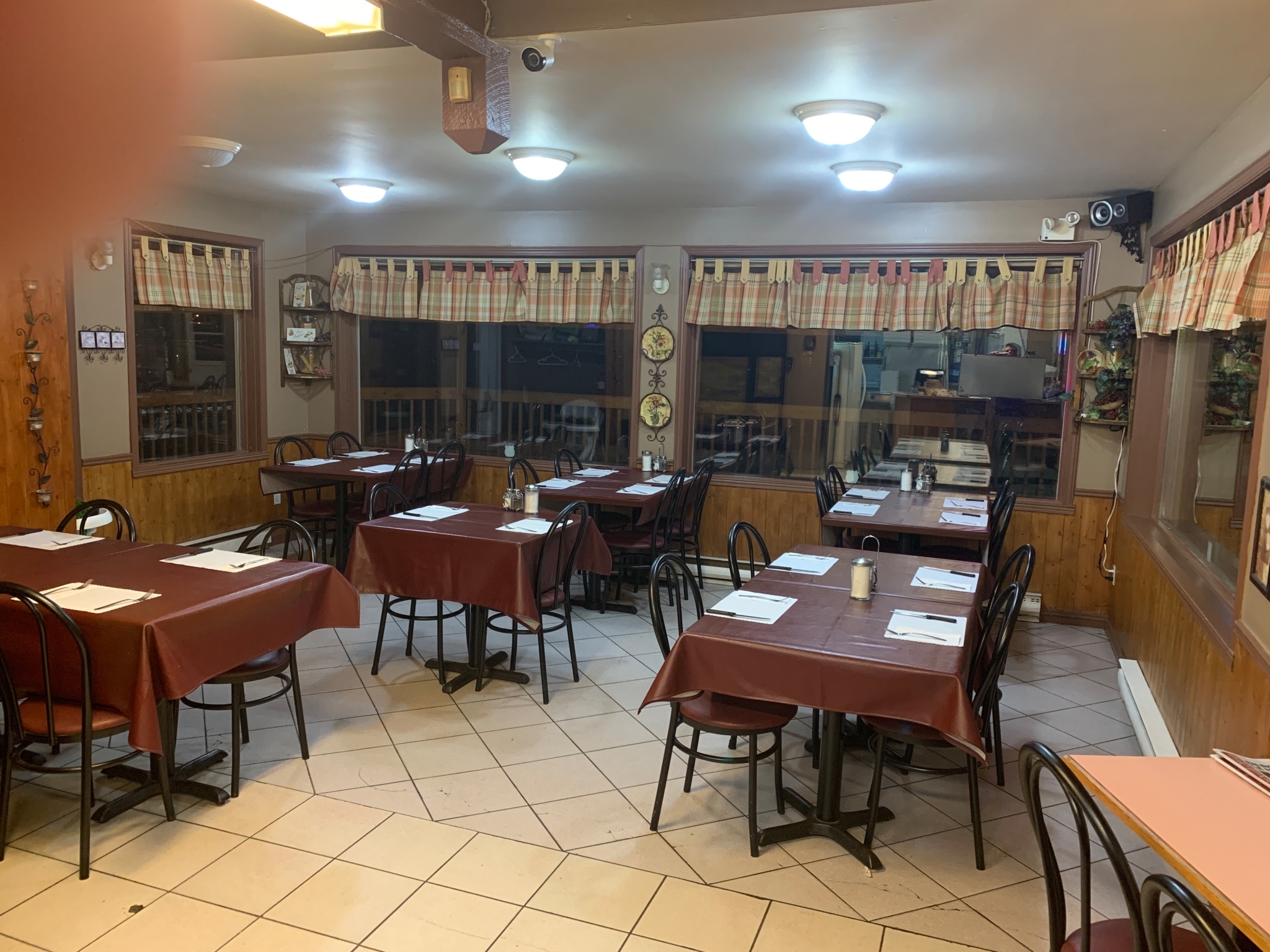 Photo credit: yellowpages.ca