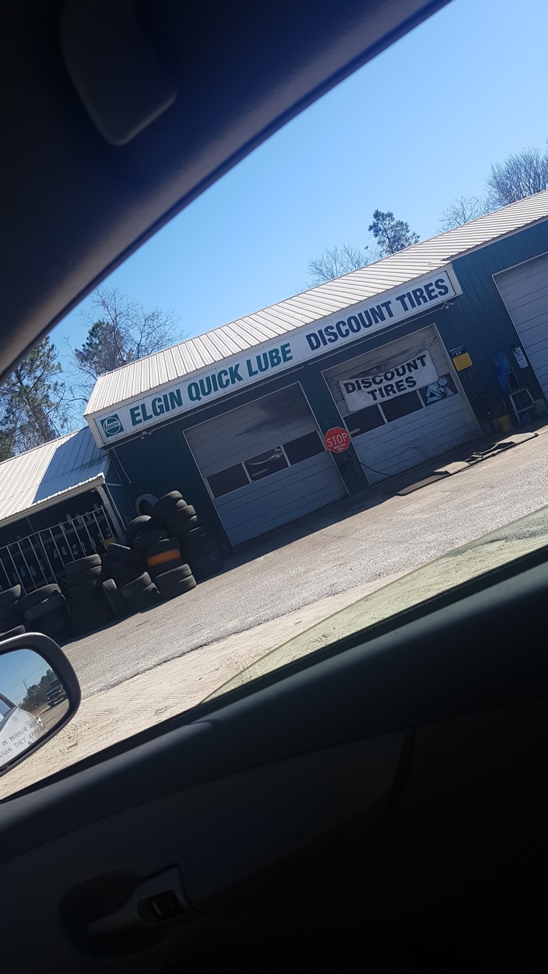 Elgin Quick Lube and Discount Tire