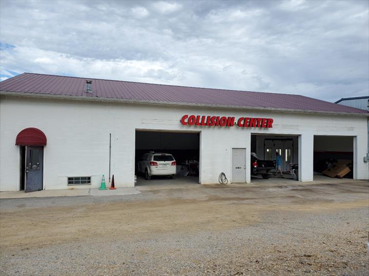 Hewitt's Body Shop and Collision Center