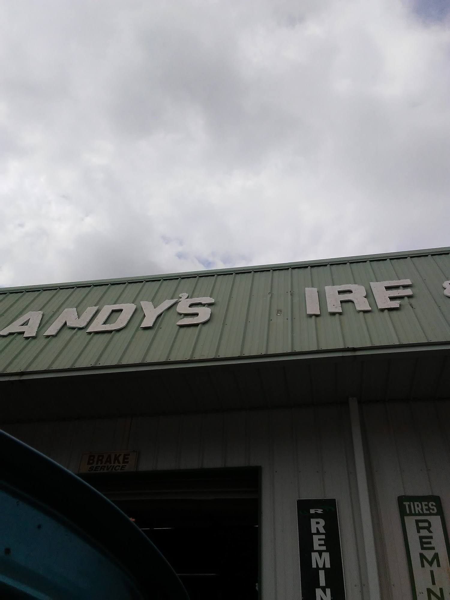 Andy's Tire Store