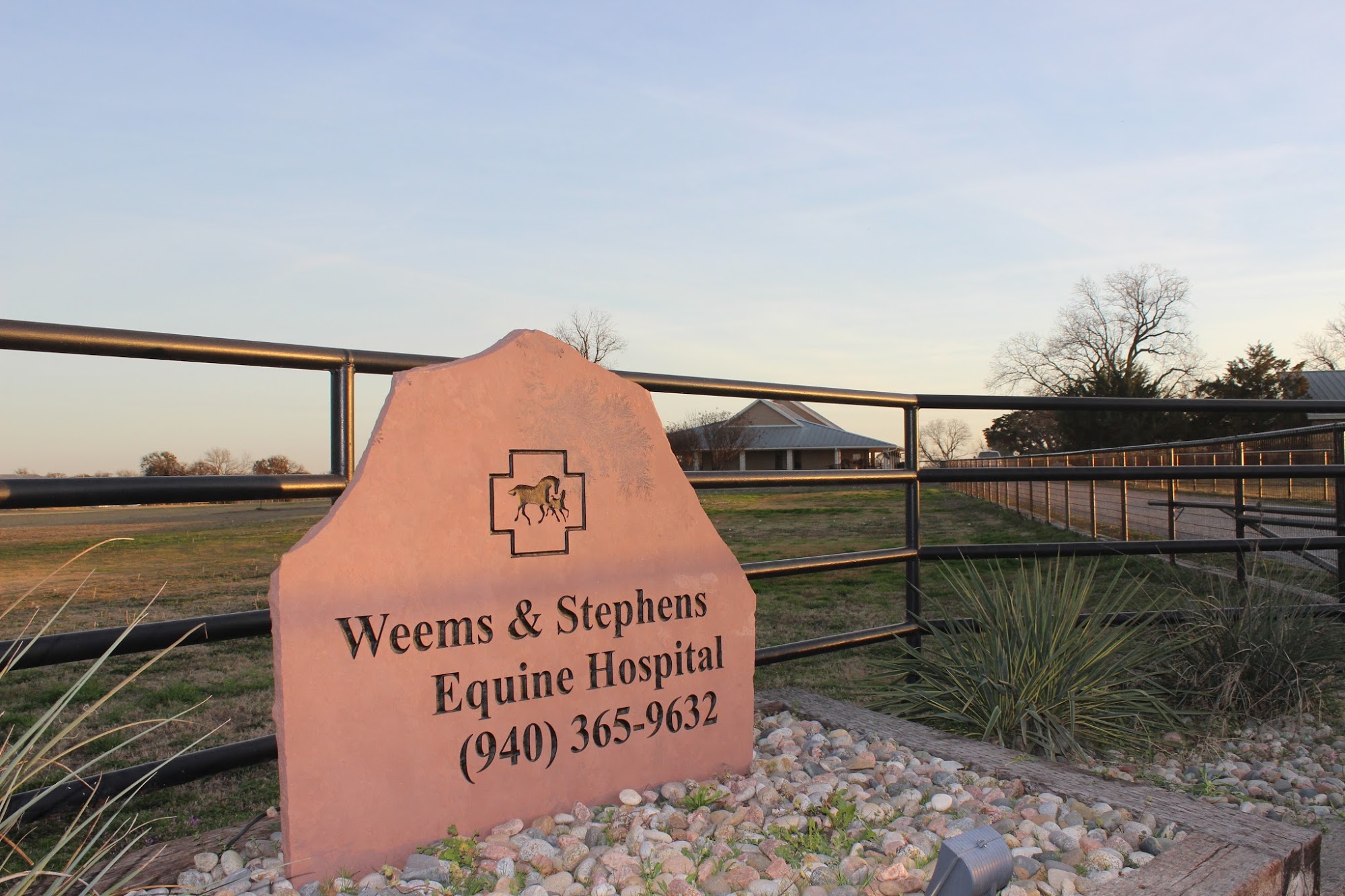 Weems & Stephens Equine Hospital