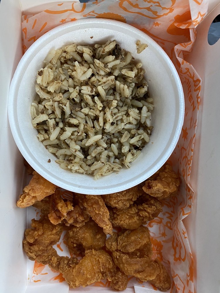Popeyes Louisiana Kitchen 2940 Interstate 45 N, Conroe