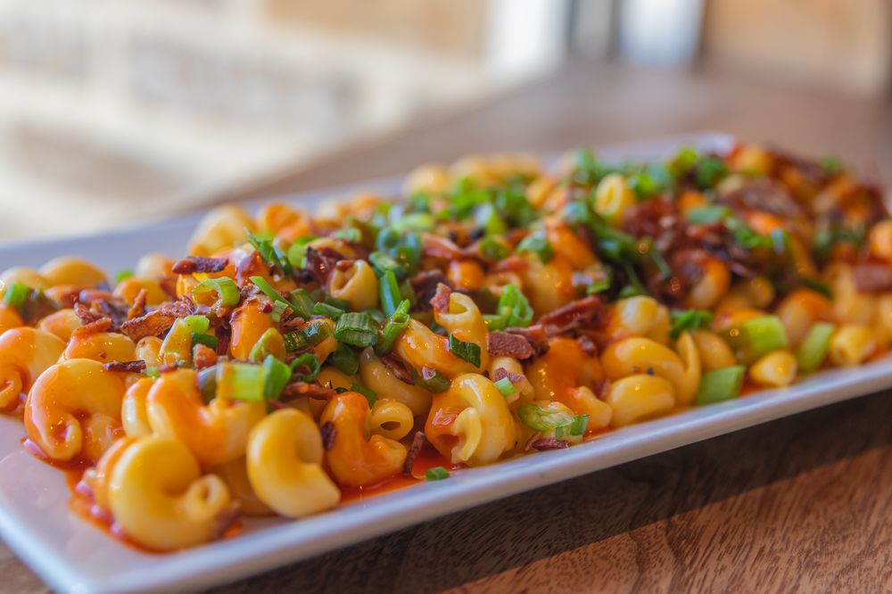 Tapped DraftHouse & Kitchen - The Woodlands 525 Woodland Square Blvd Ste. 100, Conroe