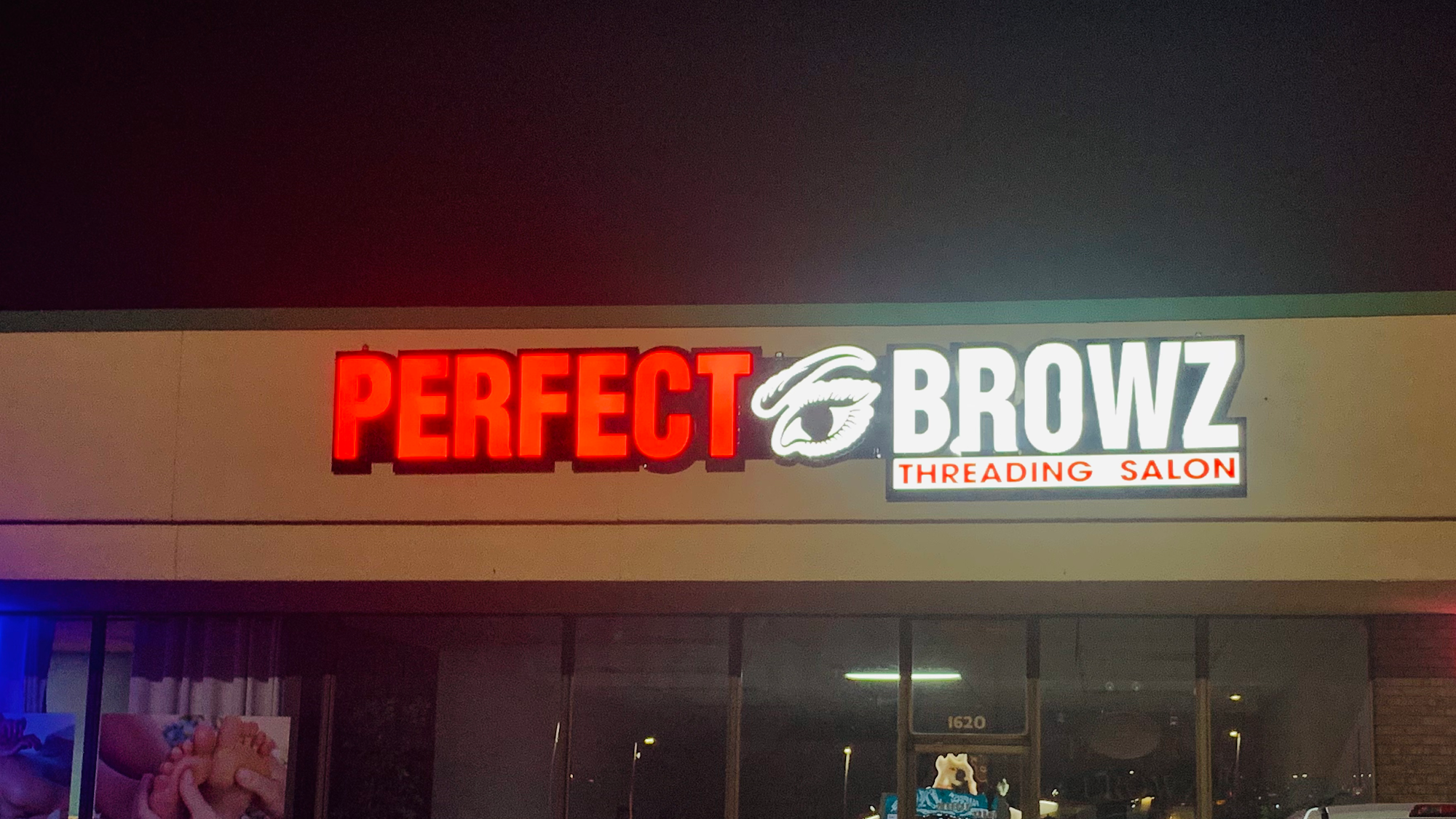 Perfect Browz ( Eyebrow Threading Salon)