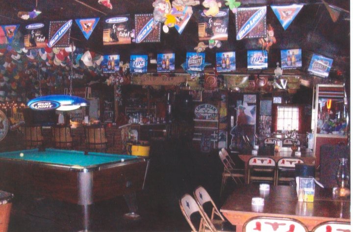 Rihn's Country Side Saloon