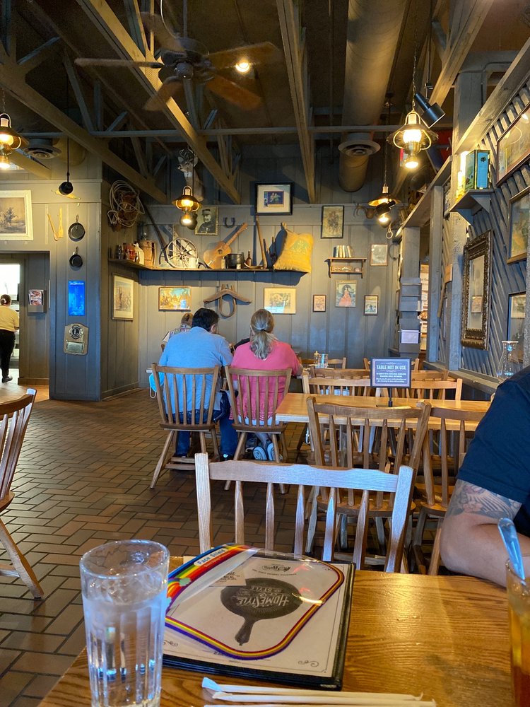 Cracker Barrel Old Country Store 7540 Remcon Cir, El Paso