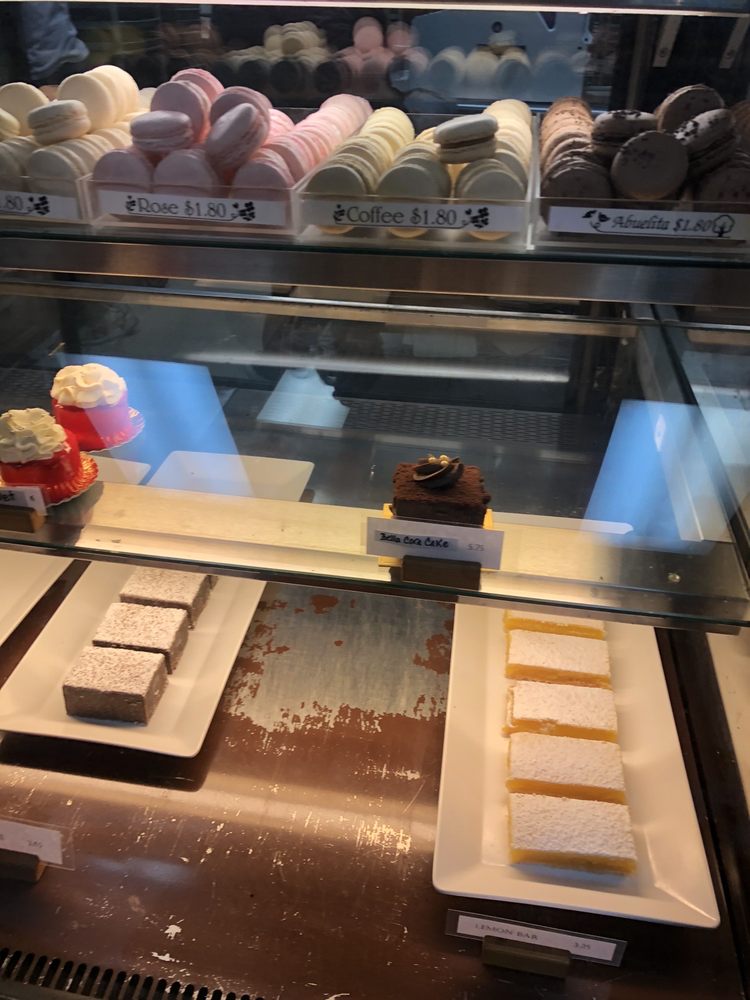 Bella Cora Bakery 7500 N Mesa St #307, El Paso