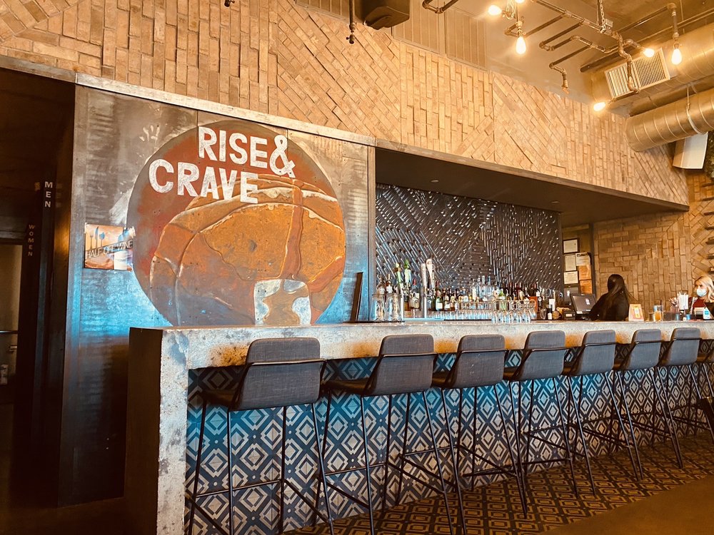 Crave Kitchen & Bar 8889 Gateway Blvd W #2840, El Paso